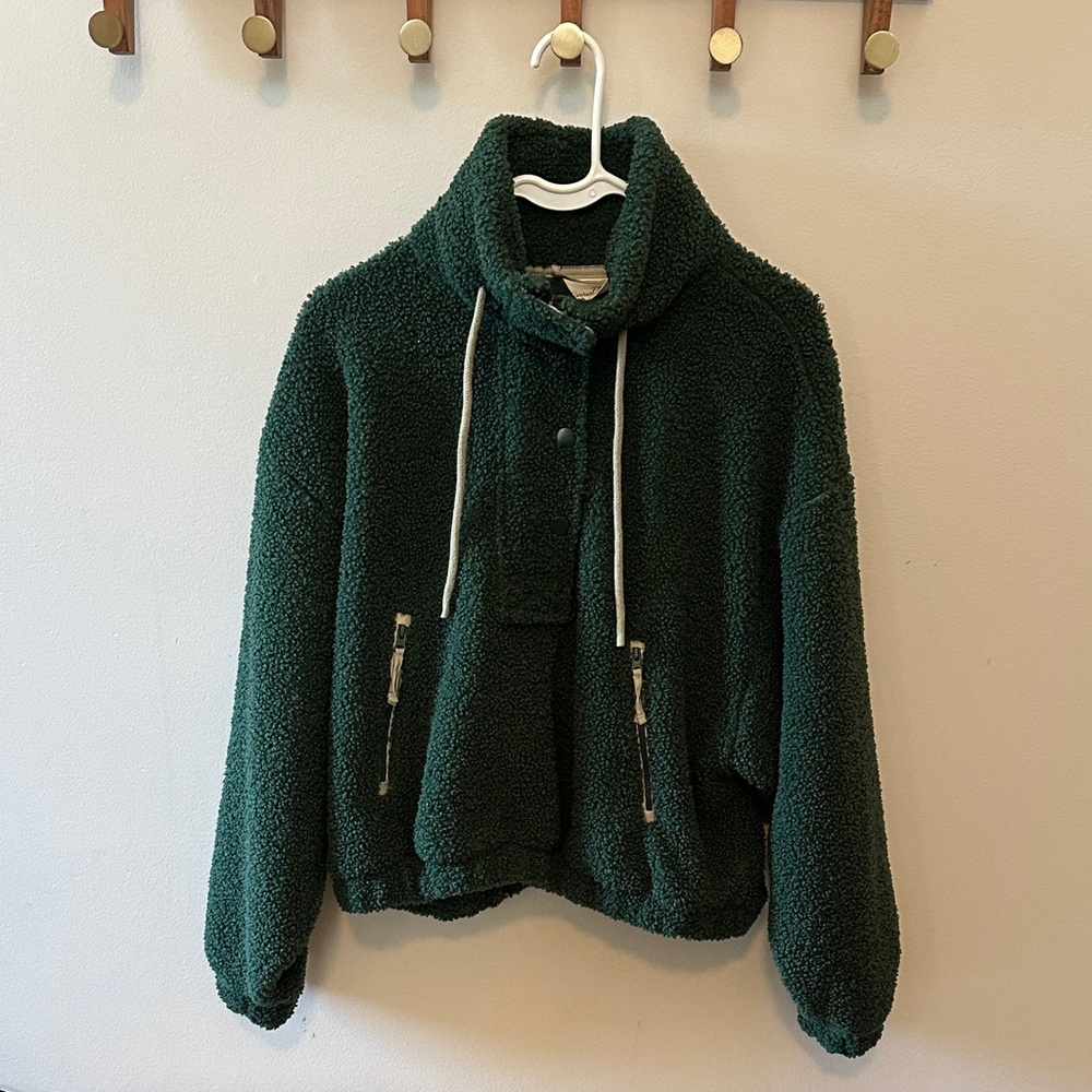 Universal Thread Forest Green Sherpa Pullover